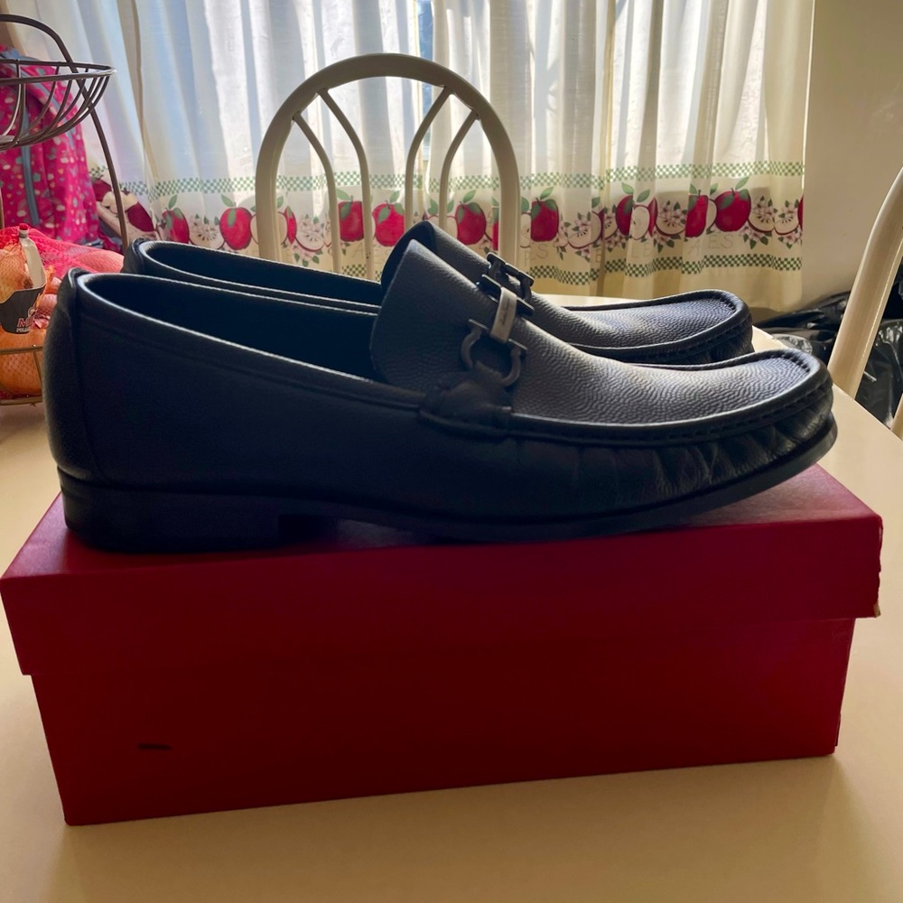 SALVATORE FERRAGAMO   Men's Grained Calf Leather Bit Loafer - Picture 5 of 10